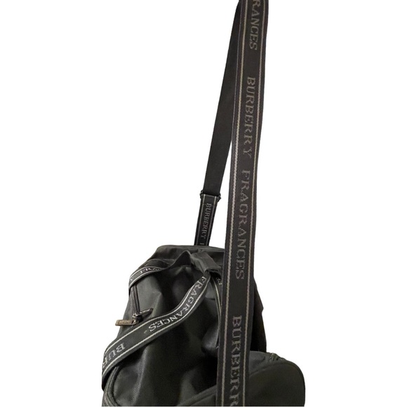 BURBERRY Fragrances Weekender Duffle Bag Black Signature Handles Shoulder Strap - Picture 5 of 13